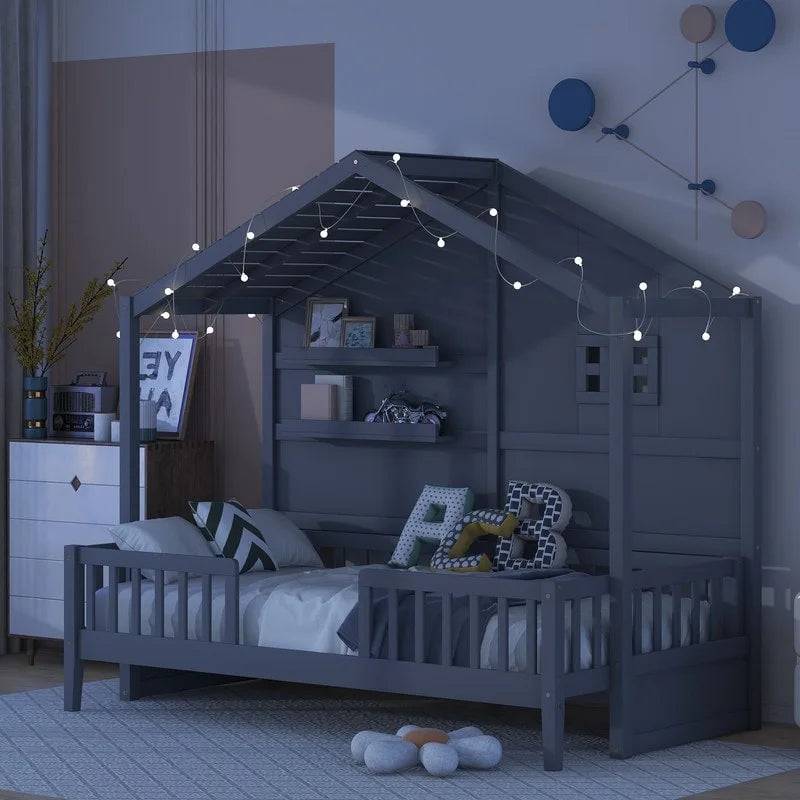 Lit cabane une place avec étagères et bande lumineuse scintillante sur le toit